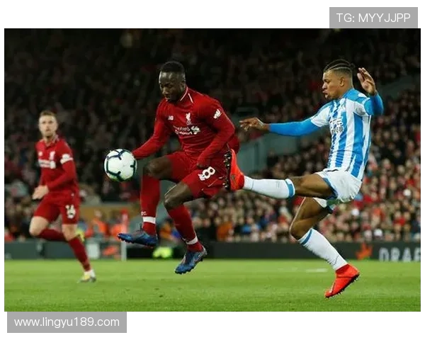 哈德斯菲尔德足球俱乐部宣布新赛季阵容调整并签约多名球员增强实力